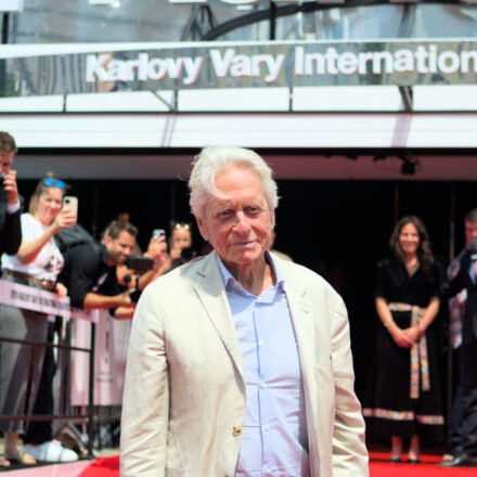 Michael Douglas